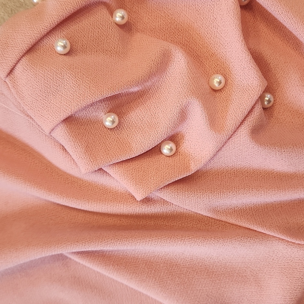 Pink Pearl Embellished Women's Top, Short Sleeved Sz XL, Round Neck Tshirt Style - Picture 4 of 8